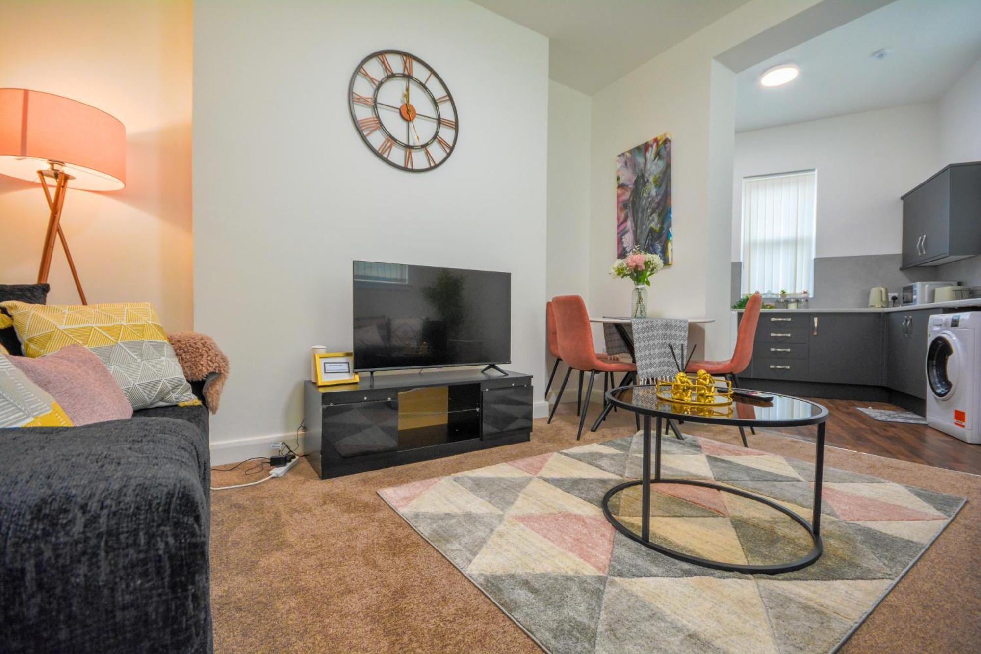 Stylish Suite With Free Parking マンチェスター エクステリア 写真
