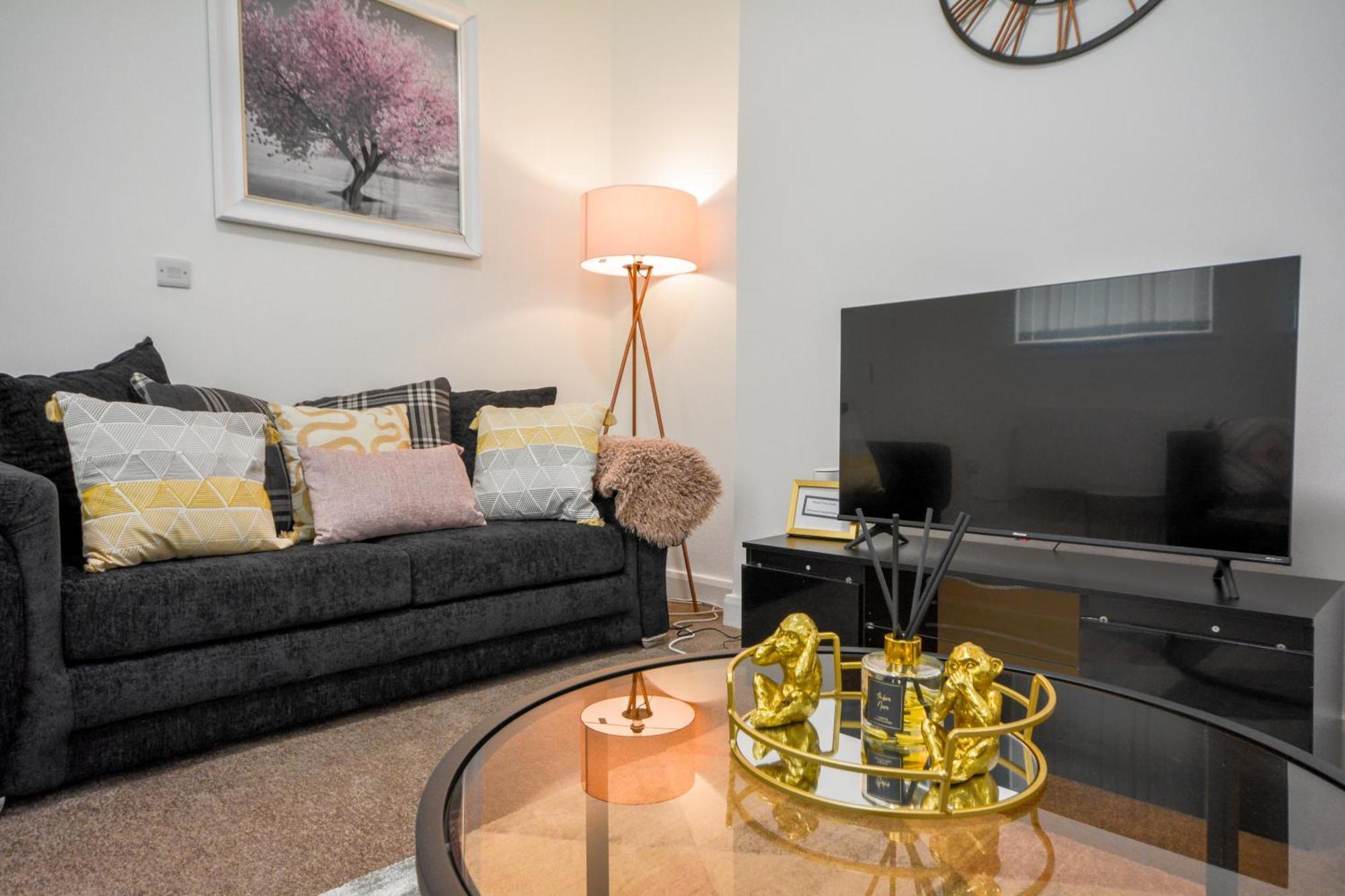 Stylish Suite With Free Parking マンチェスター エクステリア 写真
