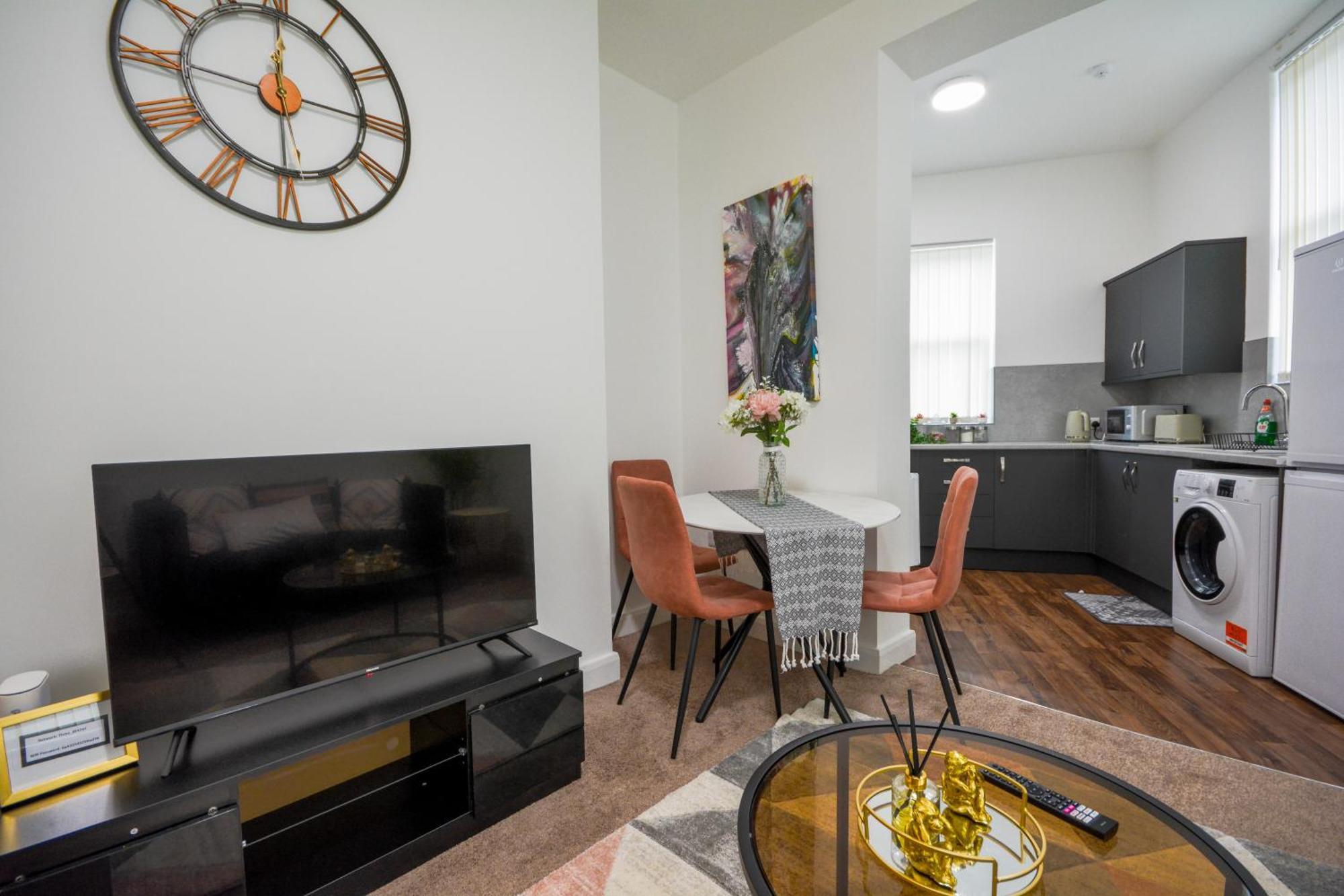Stylish Suite With Free Parking マンチェスター エクステリア 写真