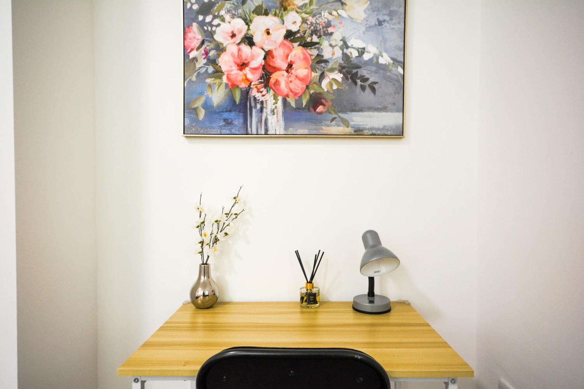 Stylish Suite With Free Parking マンチェスター エクステリア 写真