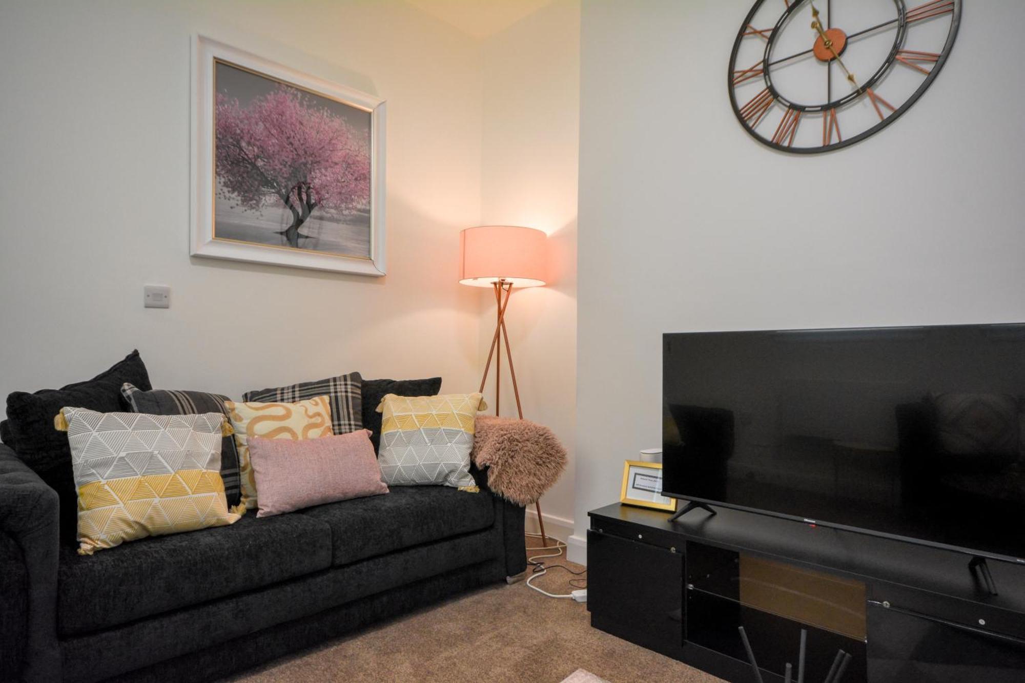 Stylish Suite With Free Parking マンチェスター エクステリア 写真